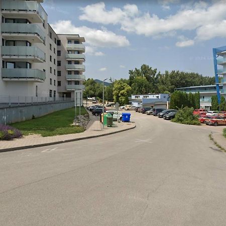 Alure Residences 1 & 24H Self Check-In, Free Parking In Front Of The Apartment Building, New Building, Terrace, Cafe With Breakfast In The Apartment Building, Next To The Aqua Park Banská Bystrica Buitenkant foto